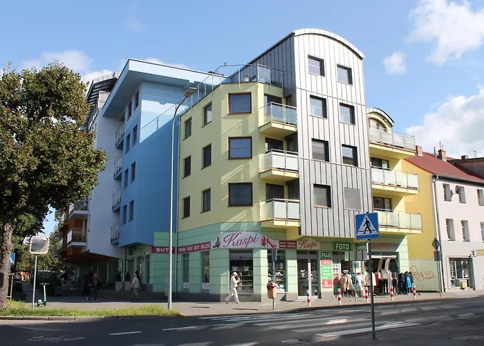 Konrad W Centrum 600 M Od Morza Kolberg