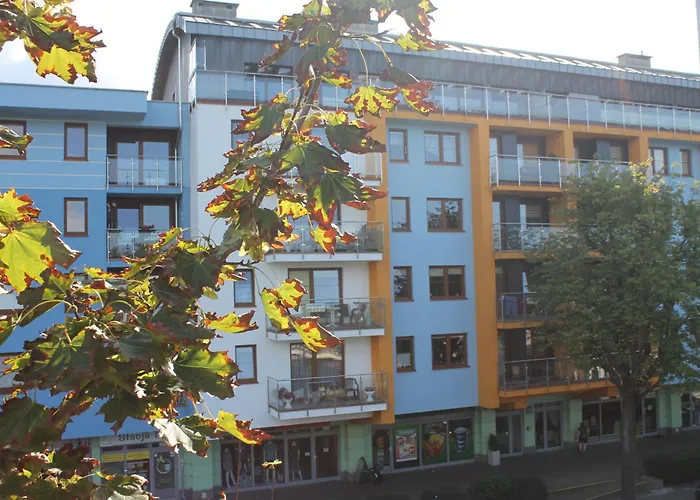 Konrad W Centrum 600 M Od Morza Kolberg